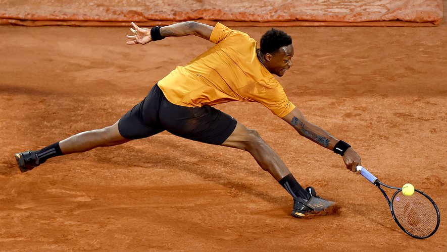 Gaël Monfils en pleins jeu a Rolland.